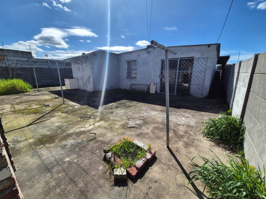 2 Bedroom Property for Sale in Ravensmead Western Cape